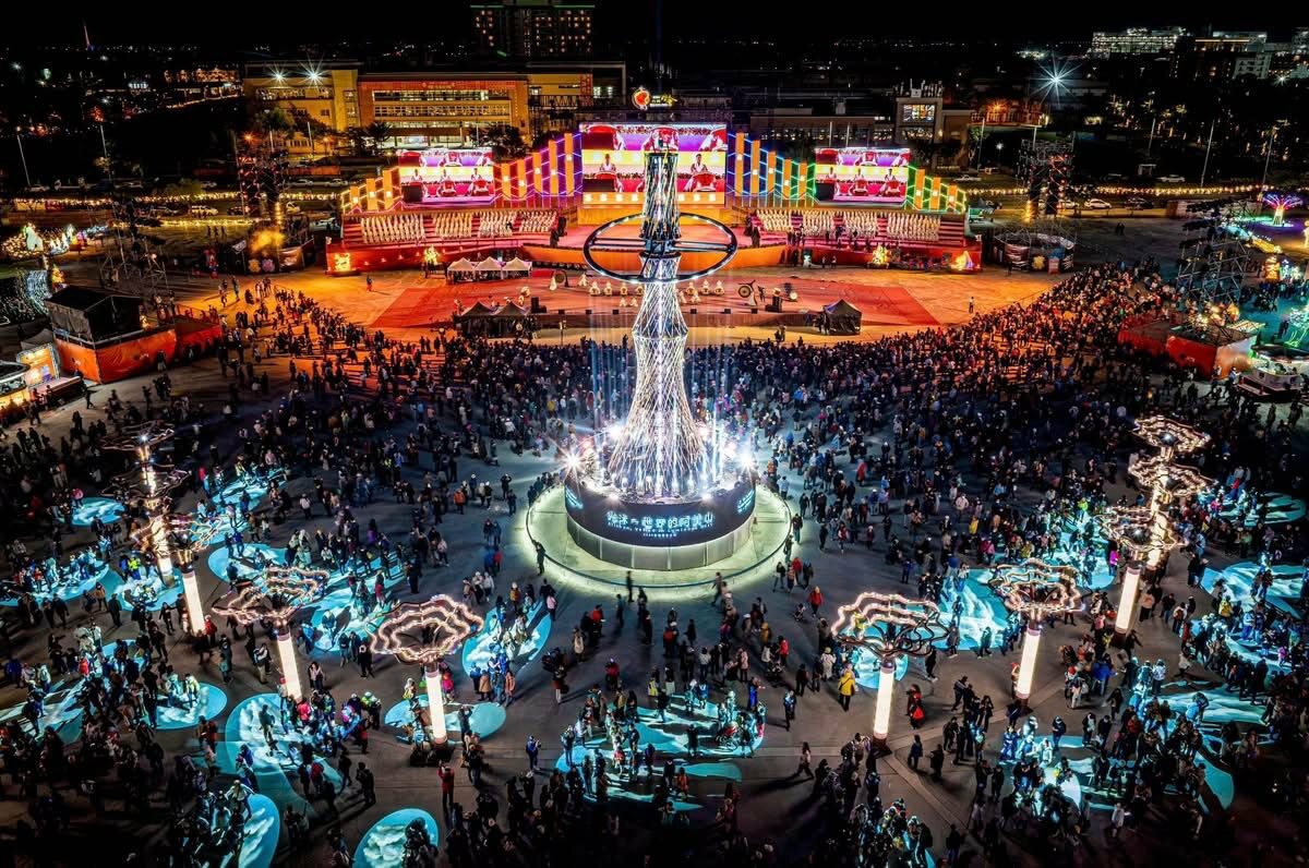 台灣燈會今落幕!謝金河讚翁章梁辦得很好:辛苦耕耘必能歡喜收割