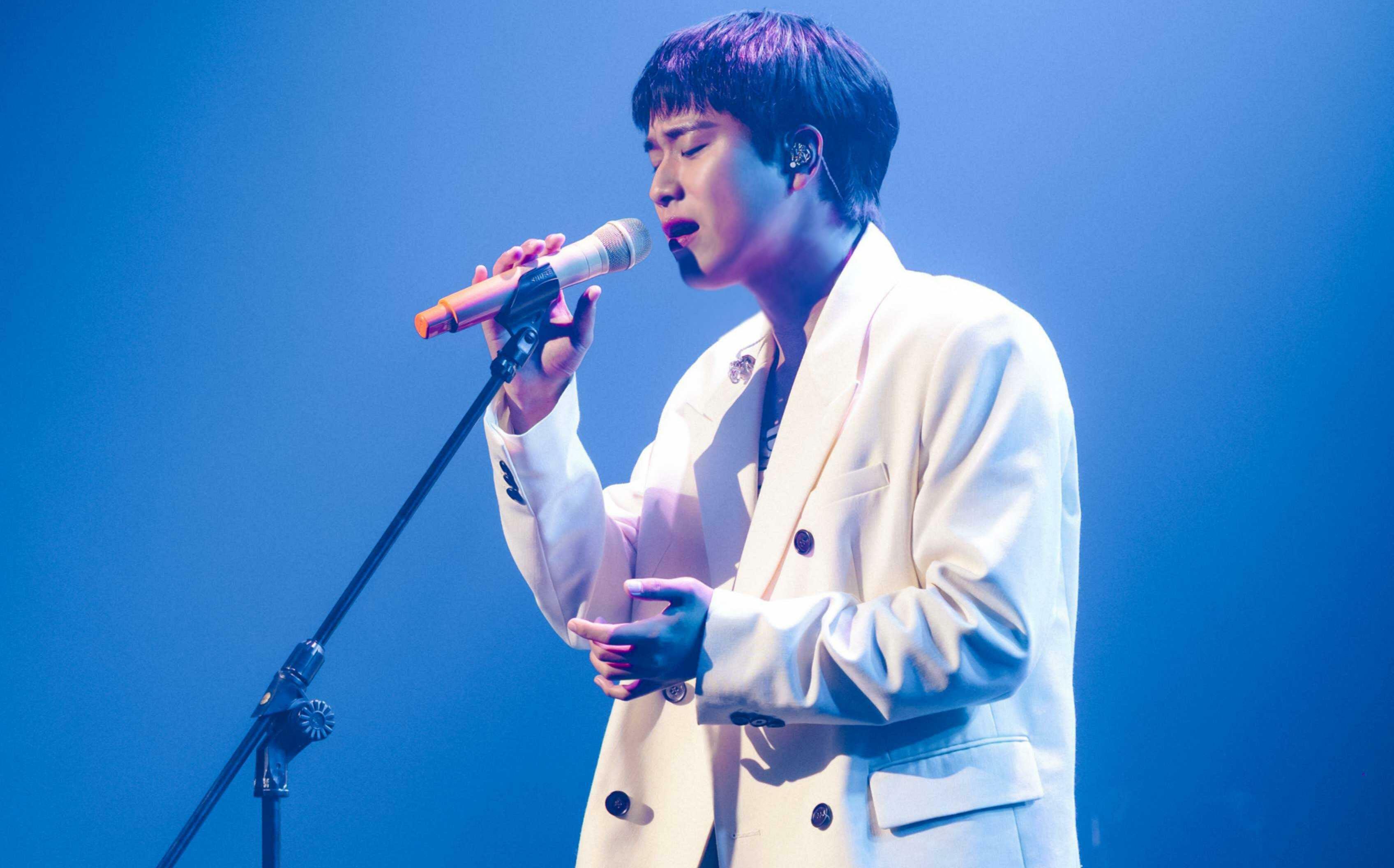 李茂珍來台伴粉共度白色情人節!見「玫瑰燈海應援」驚呆:怎麼會出現這個