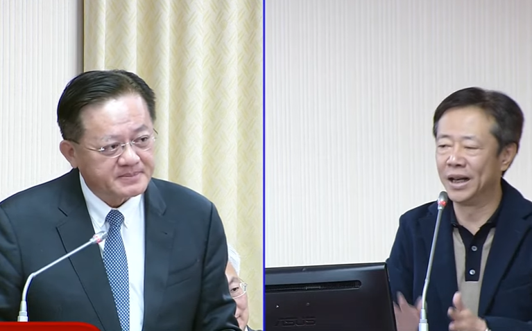 小橘書、小紅書分不清楚? 消防署長答詢口誤引側目