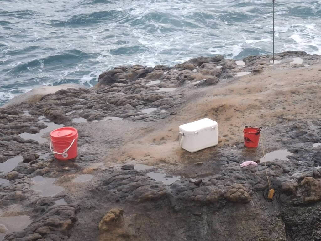 新北瑞芳台2線疑釣客落海 陸海空全力搜救