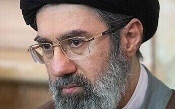 伊朗新領袖穆吉塔巴在莫斯科?傳俄軍機秘密運送、普丁宮殿手術