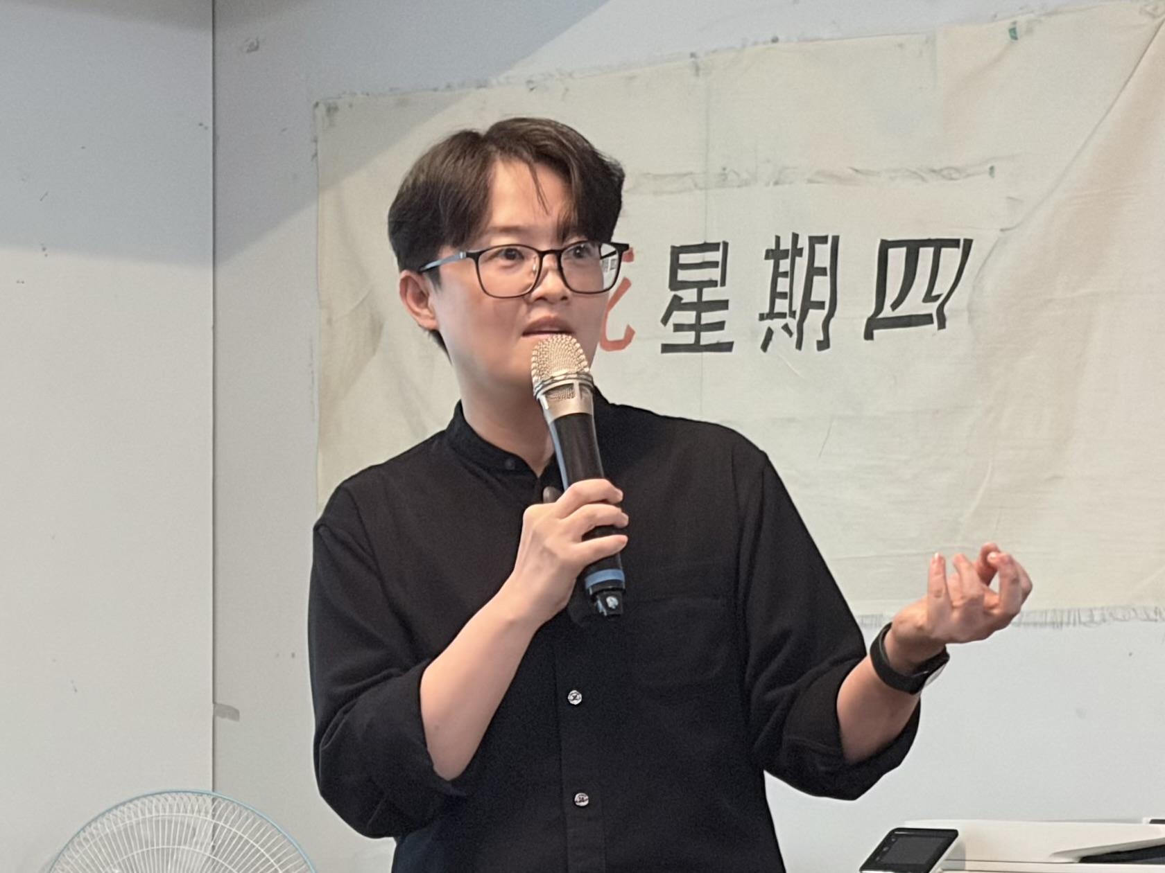  台灣大學社會工作學系副教授Ciwang Teyra。 圖：李宣萱/攝 