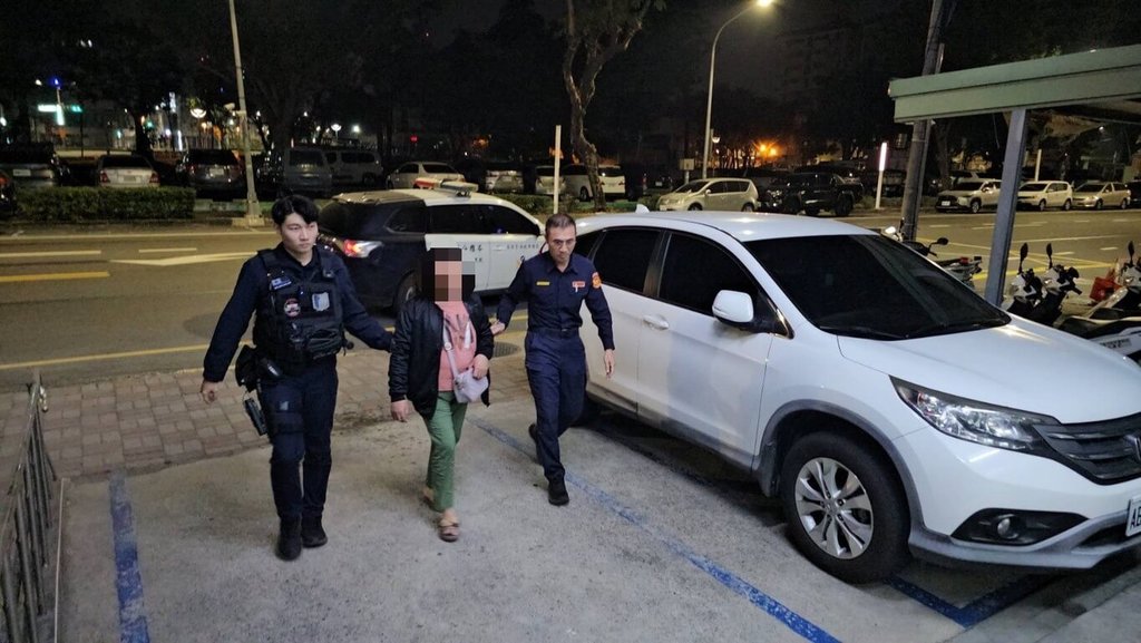 高雄保險理賠糾紛 婦夥親人朝大樓丟蛋噴漆遭逮