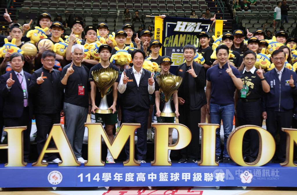 賴總統現身觀看HBL冠軍賽 肯定球員精彩表現