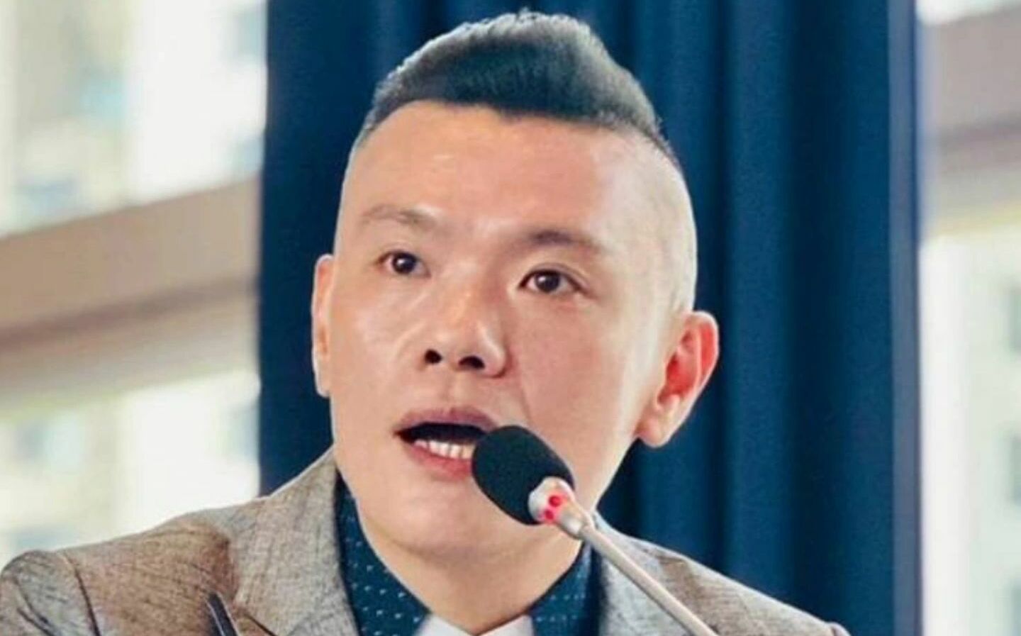 李貞秀你沒幕僚嗎？江和樹開轟：別再開直播了！你亂潑糞我們年底怎麼選？