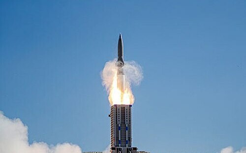 強化日本「遙攻防衛能力」 美批准軍售支援改良極音速滑翔彈