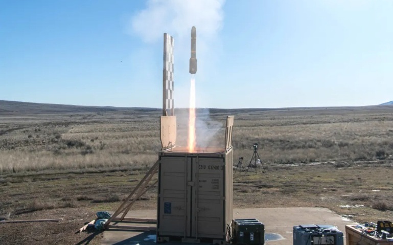 「灰熊」厲害…洛克希德馬丁貨櫃發射地獄火  碰發六個月即完成首次垂發測試