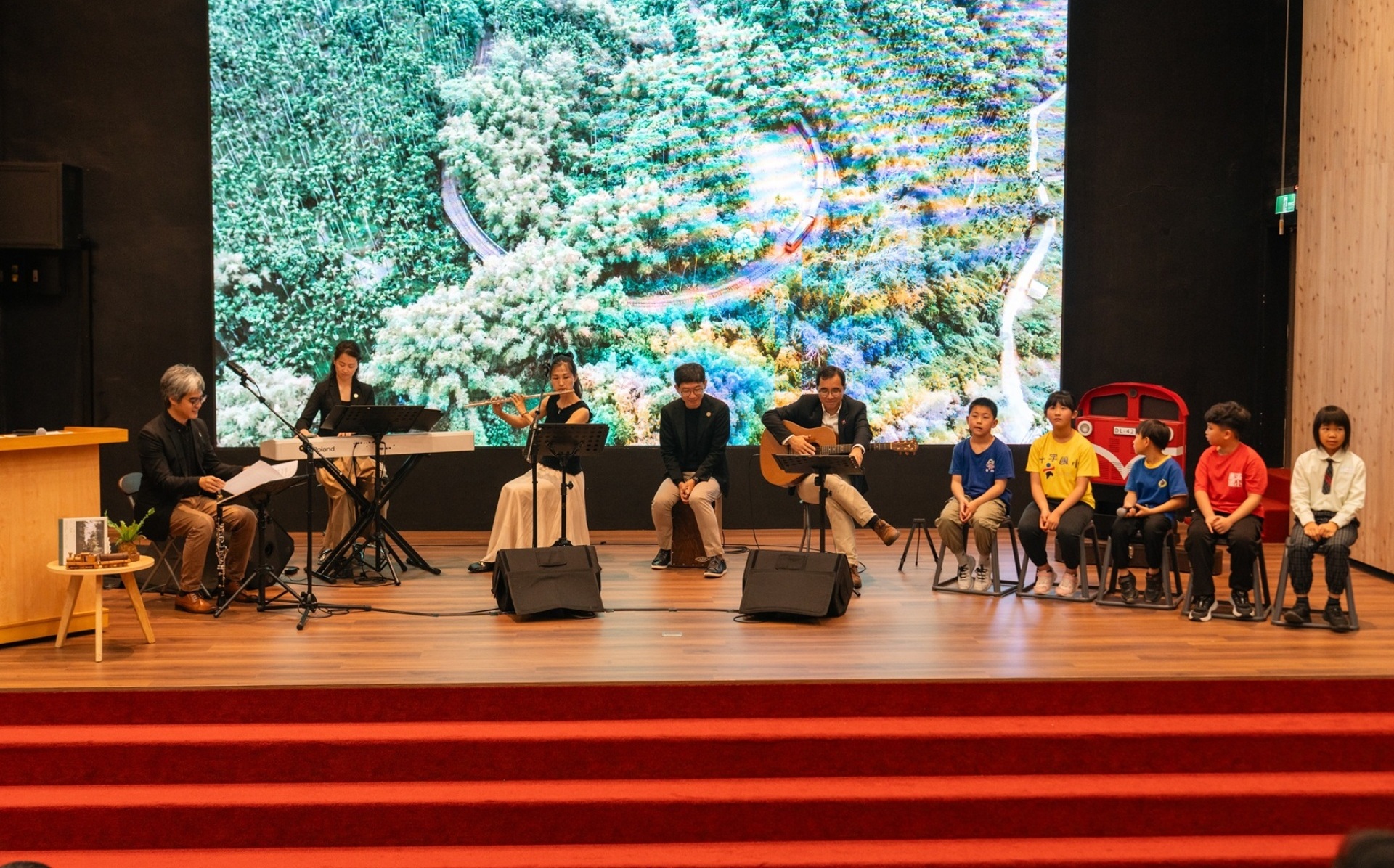 阿里山小火車4/1換導覽音樂!「森林鐵道故事」小學生說給你聽