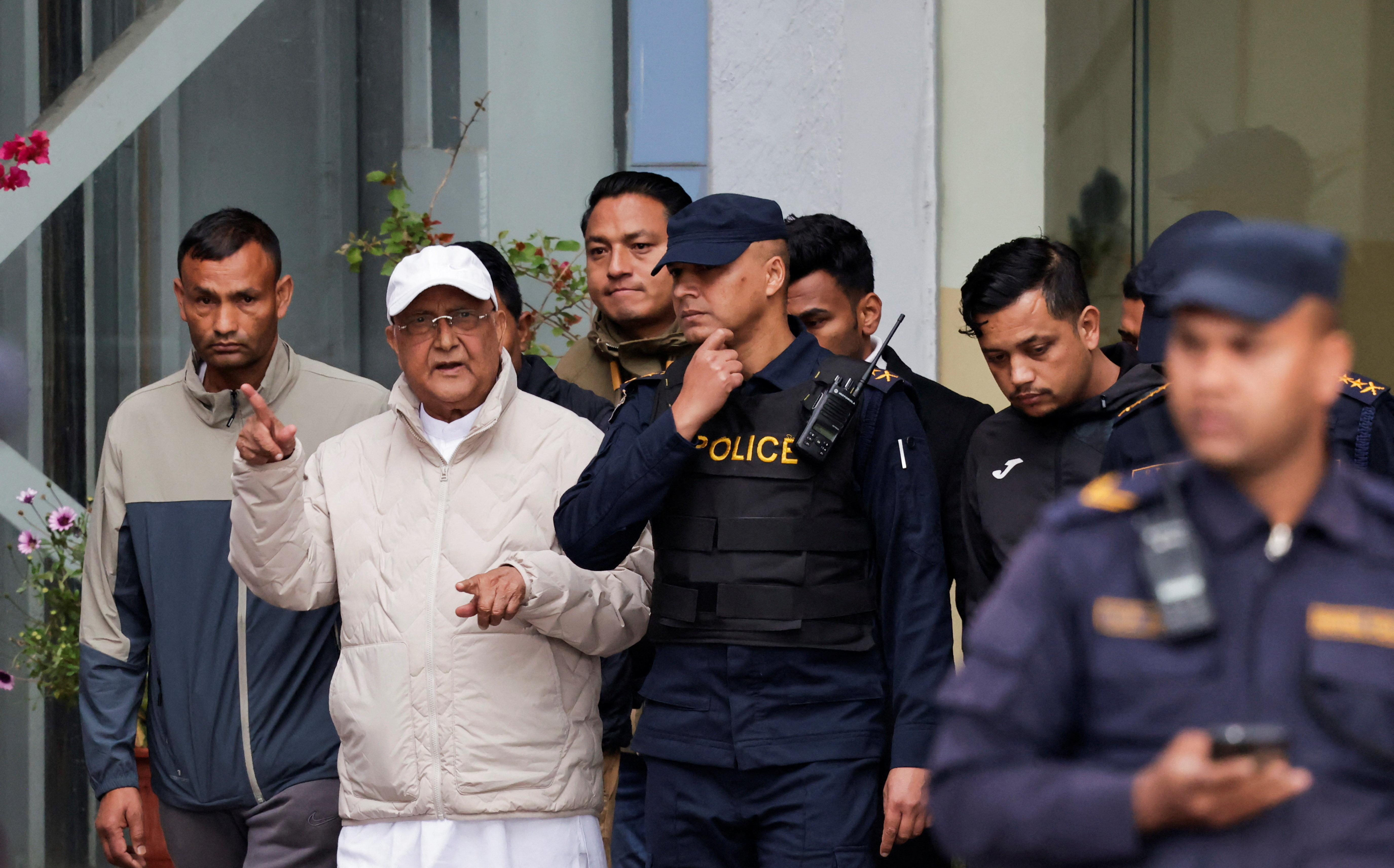 未能阻止抗議暴力釀19死!尼泊爾前總理奧利與內政部長遭逮捕