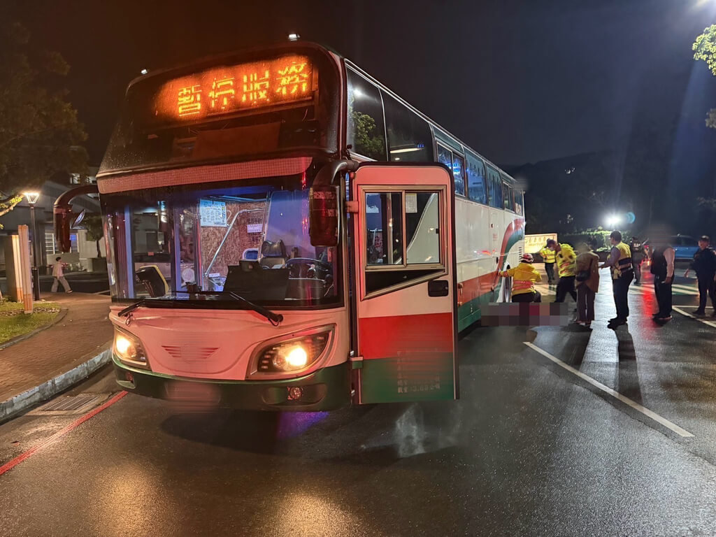 長庚大學內公車車禍學生重傷 駕駛涉過失傷害