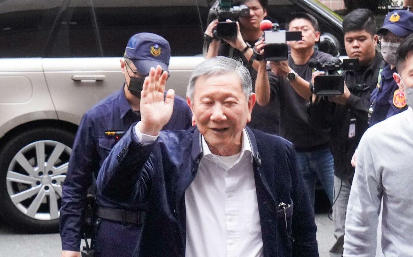 中石化宣布處分京華廣場土地 沈慶京嘆:原屬台灣榮耀慘淪政治犧牲品