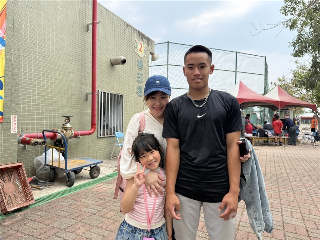 U18東岸聯盟簡柏霖後援好投 教練:出手難辨有優勢