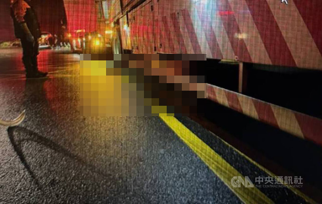 南投埔里騎士遭曳引車輾壓身亡 肇事原因待釐清