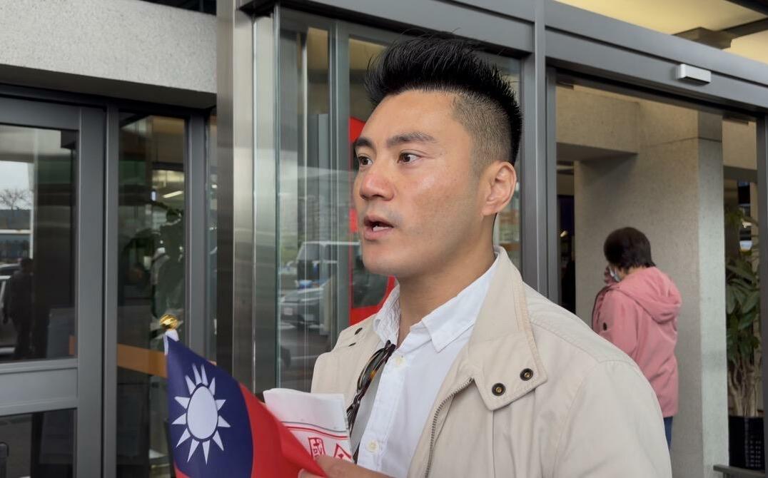 快訊》全撲空!鄭麗文走商務通道出關 丁瑀直擊批:走小洞如鼠輩