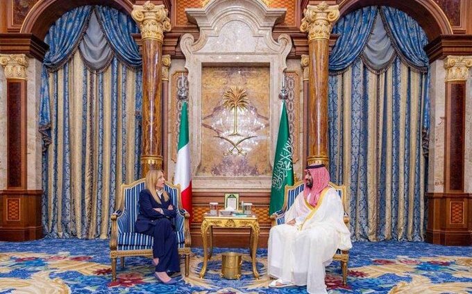 歐洲能源統一戰線落漆了! 各國紛自救 德飛美搶LNG 法搞核能 她訪中東