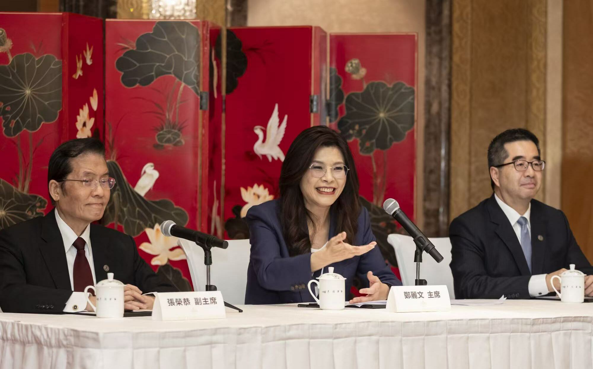 鄭麗文訪中480萬要國庫買單?作家酸爆:秦檜賣國還要岳飛出錢