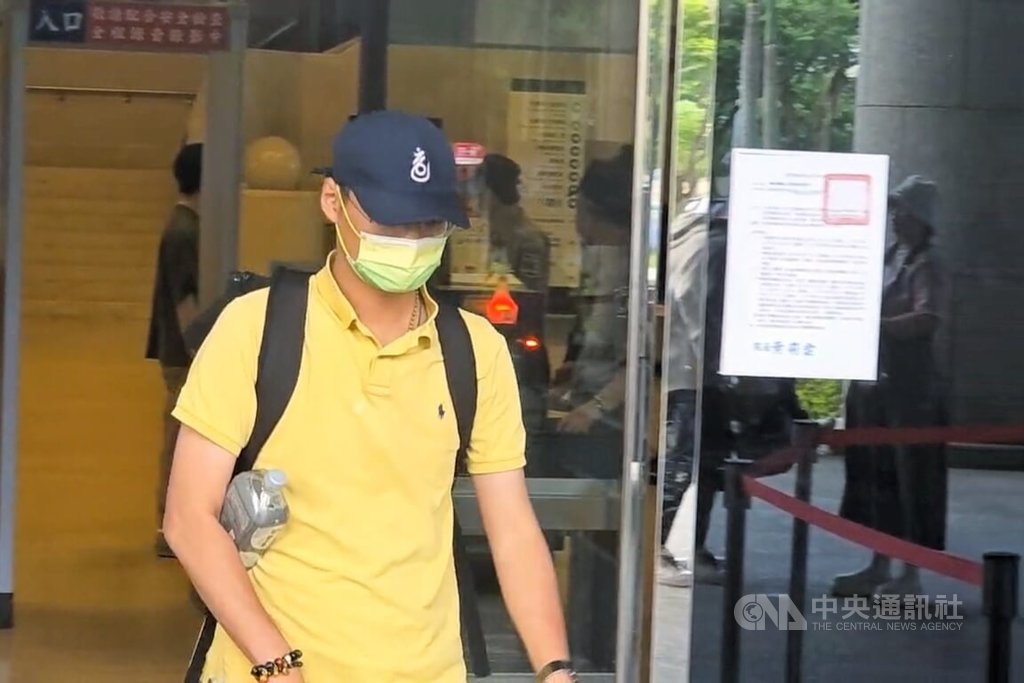 鄭文燦涉貪案首度實質審理 為500萬元性質激辯