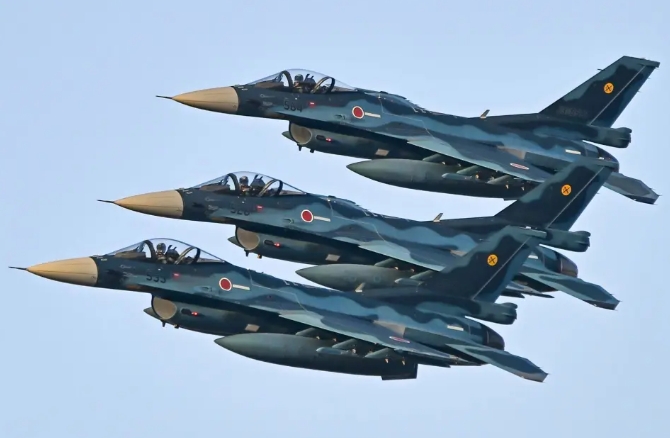  日本自衛隊F2戰機。 圖 : 翻攝自央視新聞 