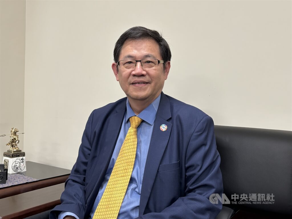 籌設國際學院暨對接市場 無人機外交書寫台灣價值