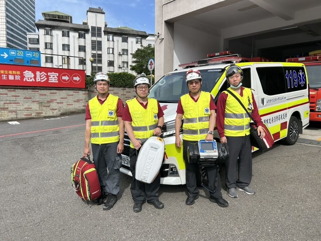 桃市救護員與家屬接力施作心臟救命術 成功搶命