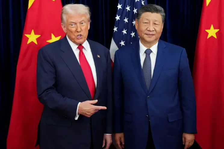 除了美國總統川普有意修復與中國國家主席習近平的關係外，美軍近年在中東衝突中消耗大量武器庫存，加上中國持續擴張軍力，都使區域戰略平衡出現變化。 圖:翻攝自X帳號@MarioNawfal 