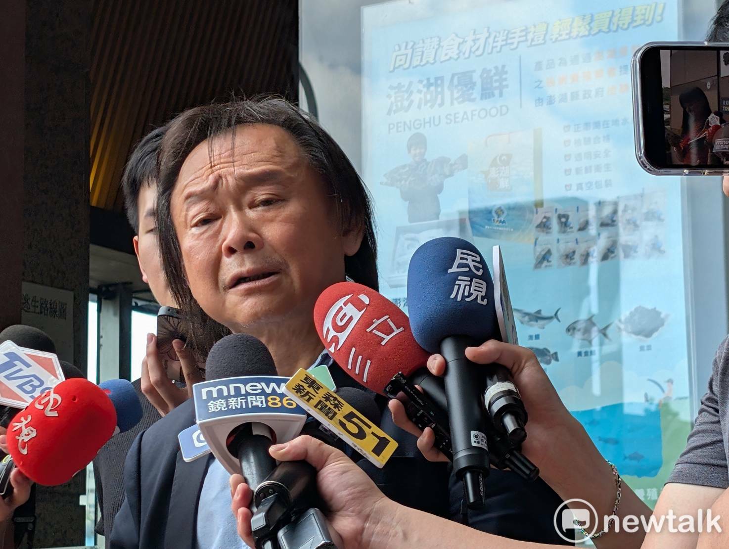 蔣萬安喊「吹起反攻號角」王世堅狂酸:太晚了!我們穩定領先