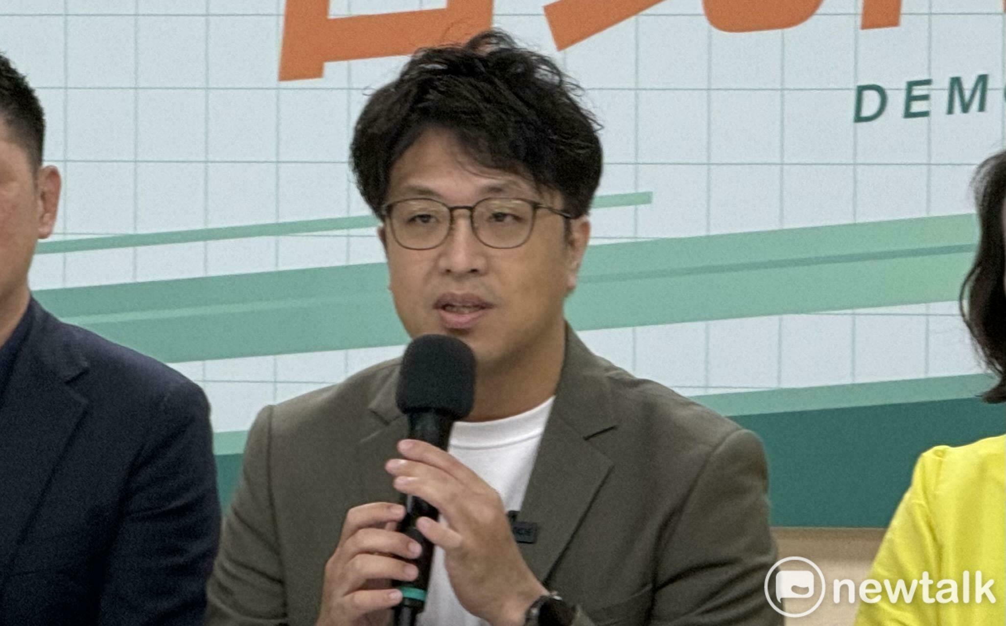 綠提姓名貼丟捷運遭蔣萬安喊別亂丟垃圾 沈伯洋:鼠患問題更重要
