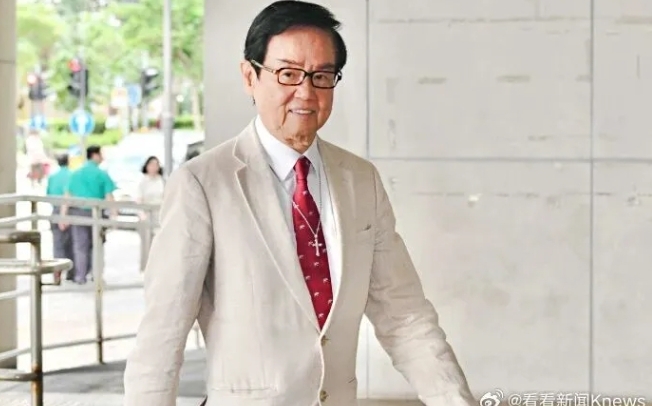 「開心鬼」喜劇教父黃百鳴內線交易罪名成立! 曾套現4.86億港元離場