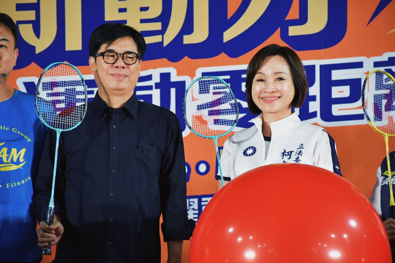  柯志恩(右)表示未來如果當選高雄市長，第一通電話一定打給陳其邁(左)。 圖：孫家銘翻攝（資料照）