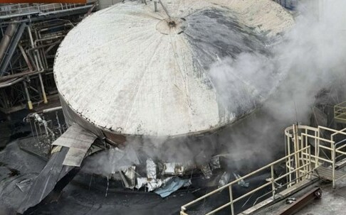 美華盛頓州造紙廠化學儲罐破裂釀災! 日造紙工廠1死、9傷、9人失聯