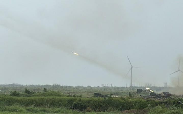 (影) 雷霆2000射擊出包?火箭彈飛沒多遠就墜地 陸軍回應了