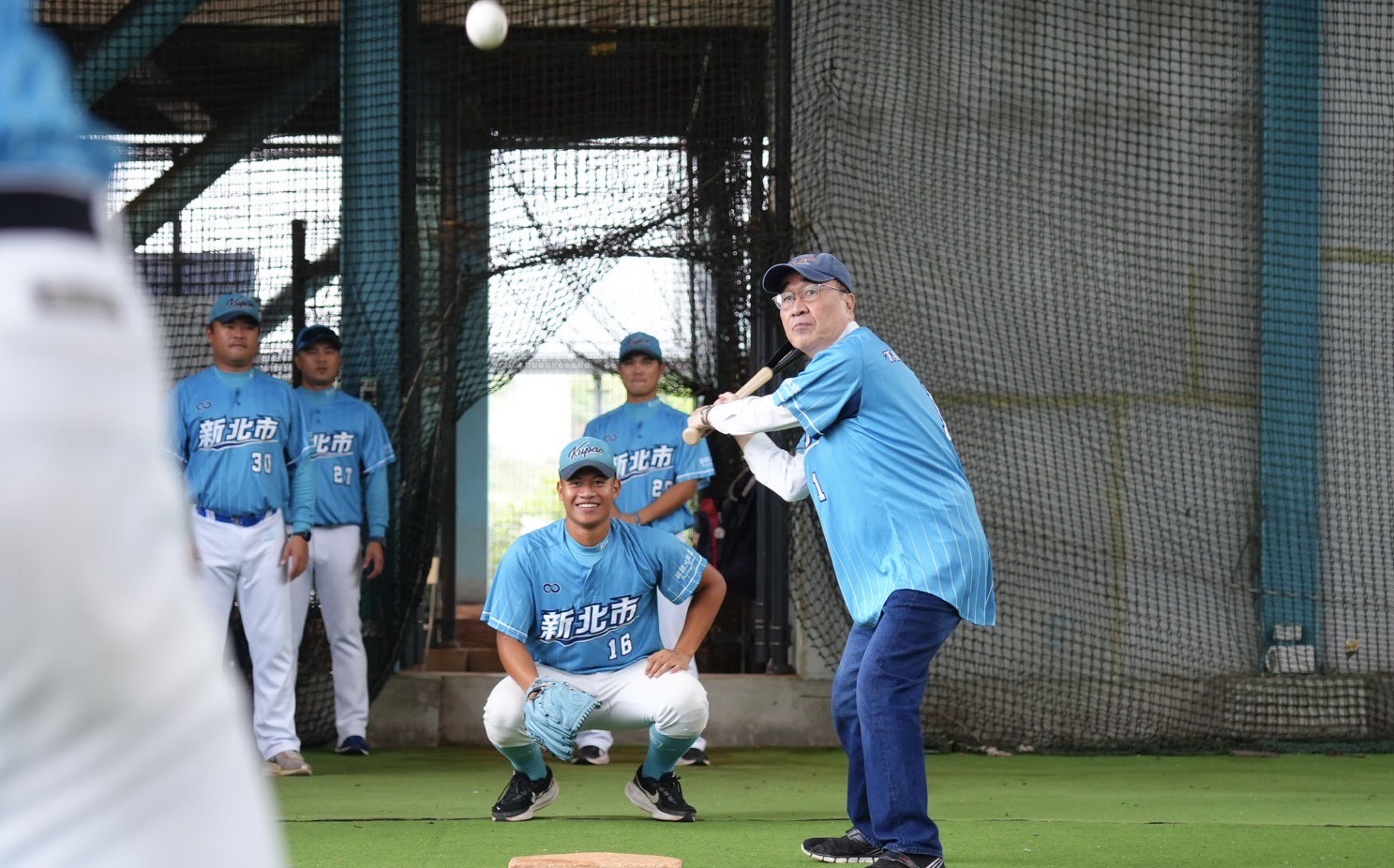 受邀為新北代表隊打氣 李四川允全力強化三級棒球培育