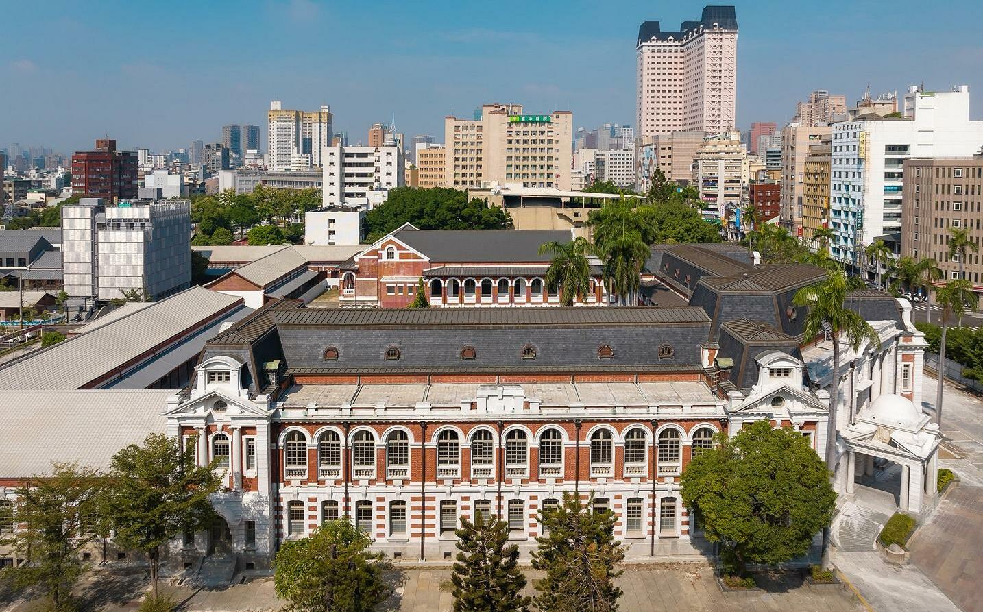 國定古蹟「臺中州廳」華麗蛻變 專書《城翼》同步解密神祕貓道與避難室