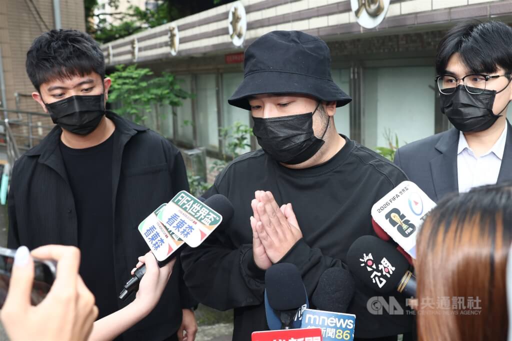 唐禹哲阿達等14人閃兵案認罪 主張自首求緩刑