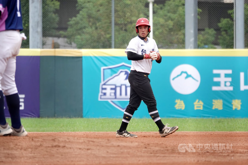 玉山盃許庭愷主動請教哥哥許庭綸 敲2長打拚選秀