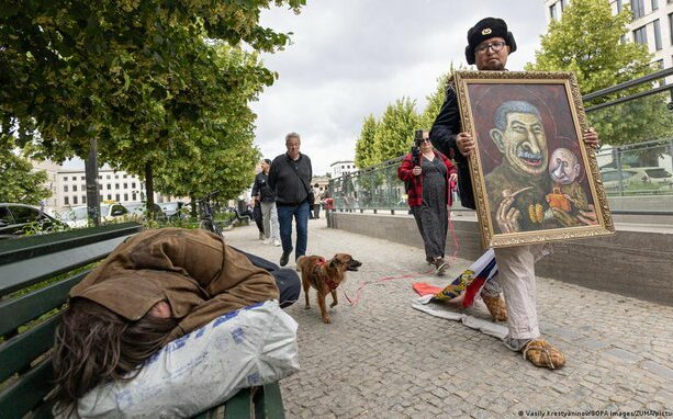 (影)普丁又搞暗殺政敵? 俄羅斯反對派藝術家在波蘭遇害