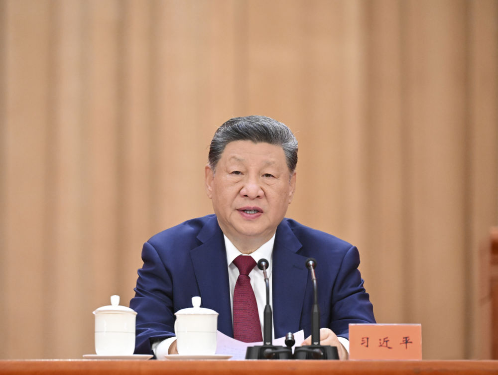 面對中國崛起的大勢，美國不切實際地動用捉襟見肘的戰略資源，搞全方位遏制，只會白白浪費本可用於完善社會保障的財政資金 圖：翻攝陸網/新華網 