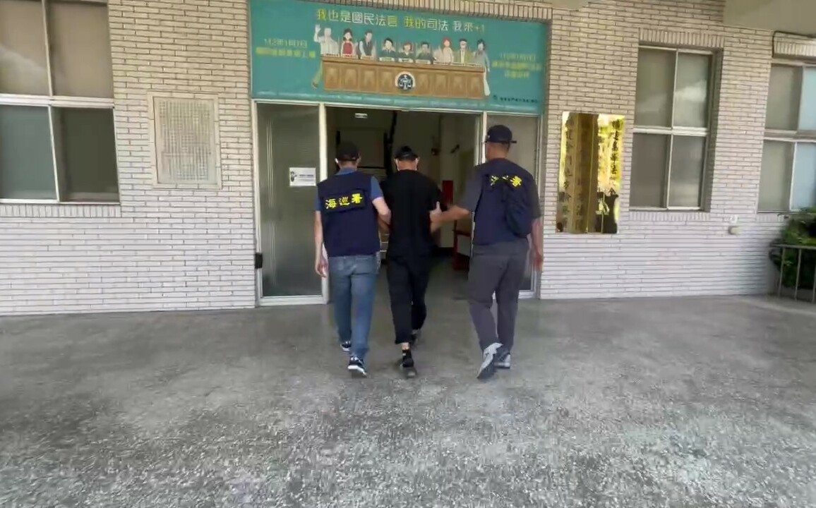 潮牌大亨藏身船舶密艙 海巡循線瓦解人蛇集團