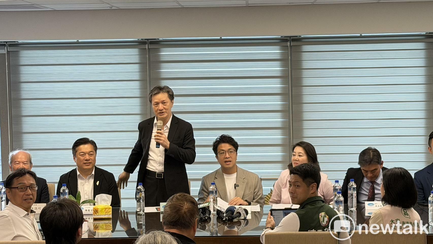  沈伯洋出席「台北宜蘭同鄉會座談」。 圖：高逸帆／攝 