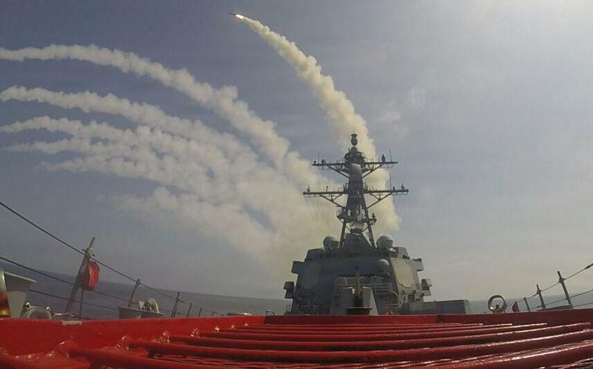 美軍空襲史上最大敗筆?伊朗低成本無人機建功 荷姆茲航道癱瘓