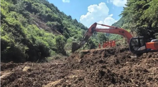 甘肅發生山崩，33人遭到活埋，多為臨場雇工。 圖 : 翻攝自極目新聞 