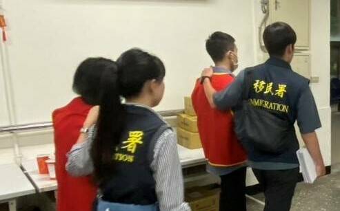 蚵仔煎攤暗藏「假證」交易!移民署專勤隊破獲偽證集團