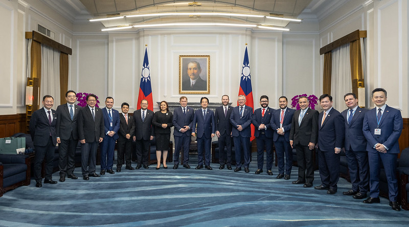  賴清德接見瓜地馬拉共和國國會議長康特雷斯（Luis Alberto Contreras Colíndres）訪問團。 圖：總統府提供 