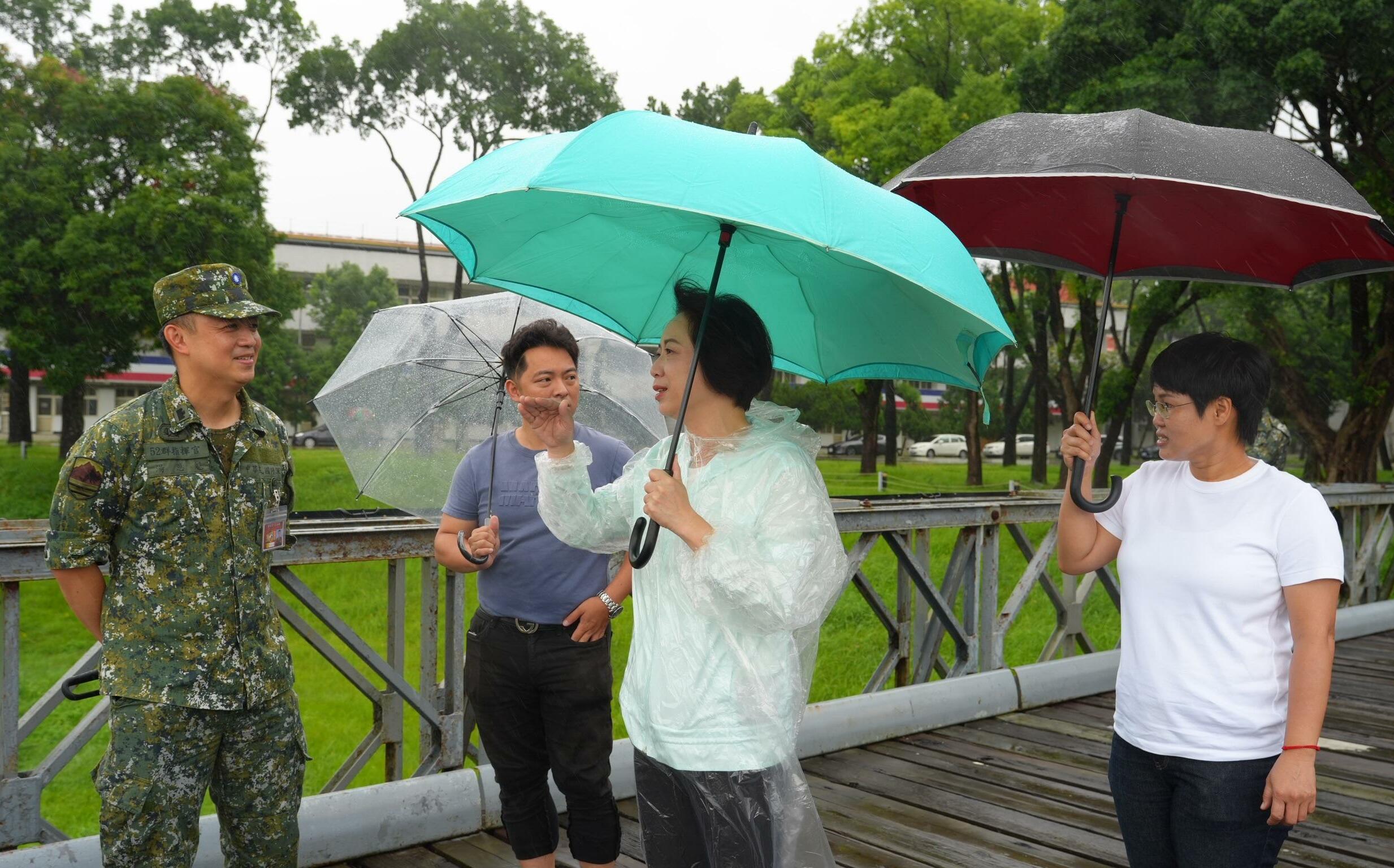 (影)視察太平光隆營區滯洪池 何欣純:防災絕不能掉以輕心