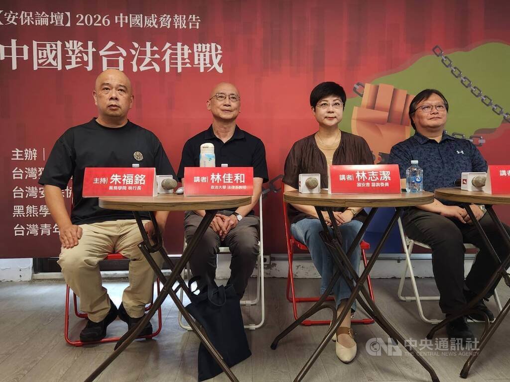 林志潔:民眾避免港澳轉機 網紅應提醒粉絲赴中風險