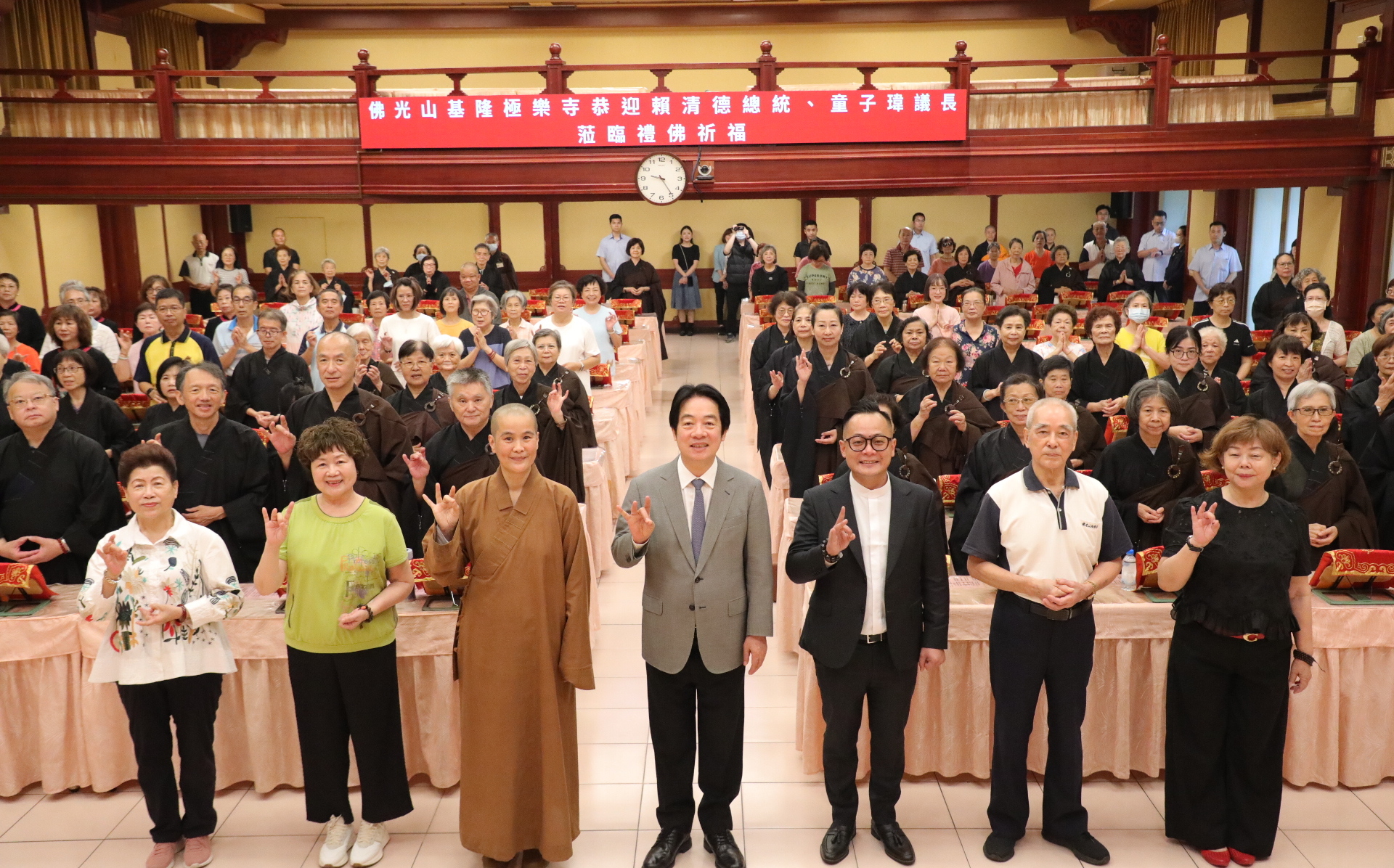 陪同賴清德訪極樂寺、靜思堂 童子瑋:凝聚民間力量打造有溫度城市