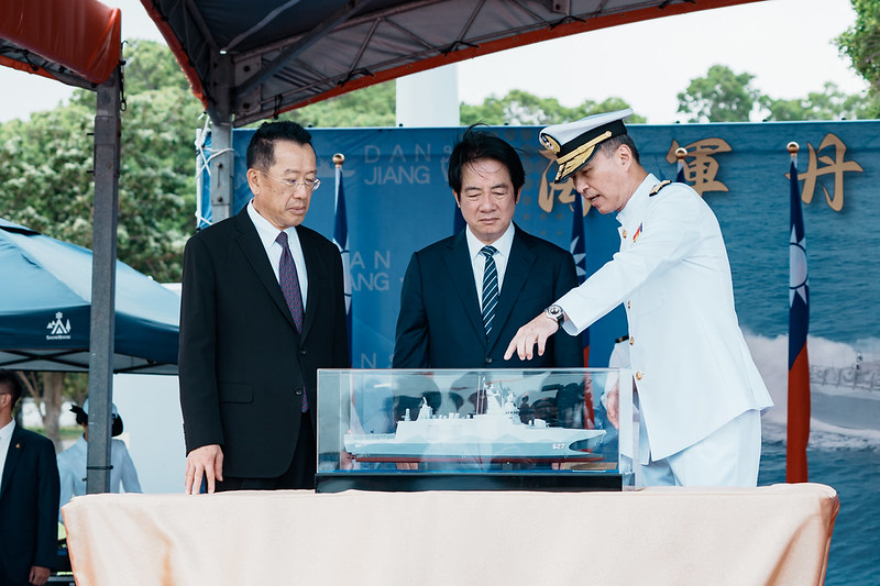  賴清德出席「海軍丹江軍艦成軍典禮」，並說明「國艦國造」目標達成，能確保作戰優勢。 圖：總統府提供 