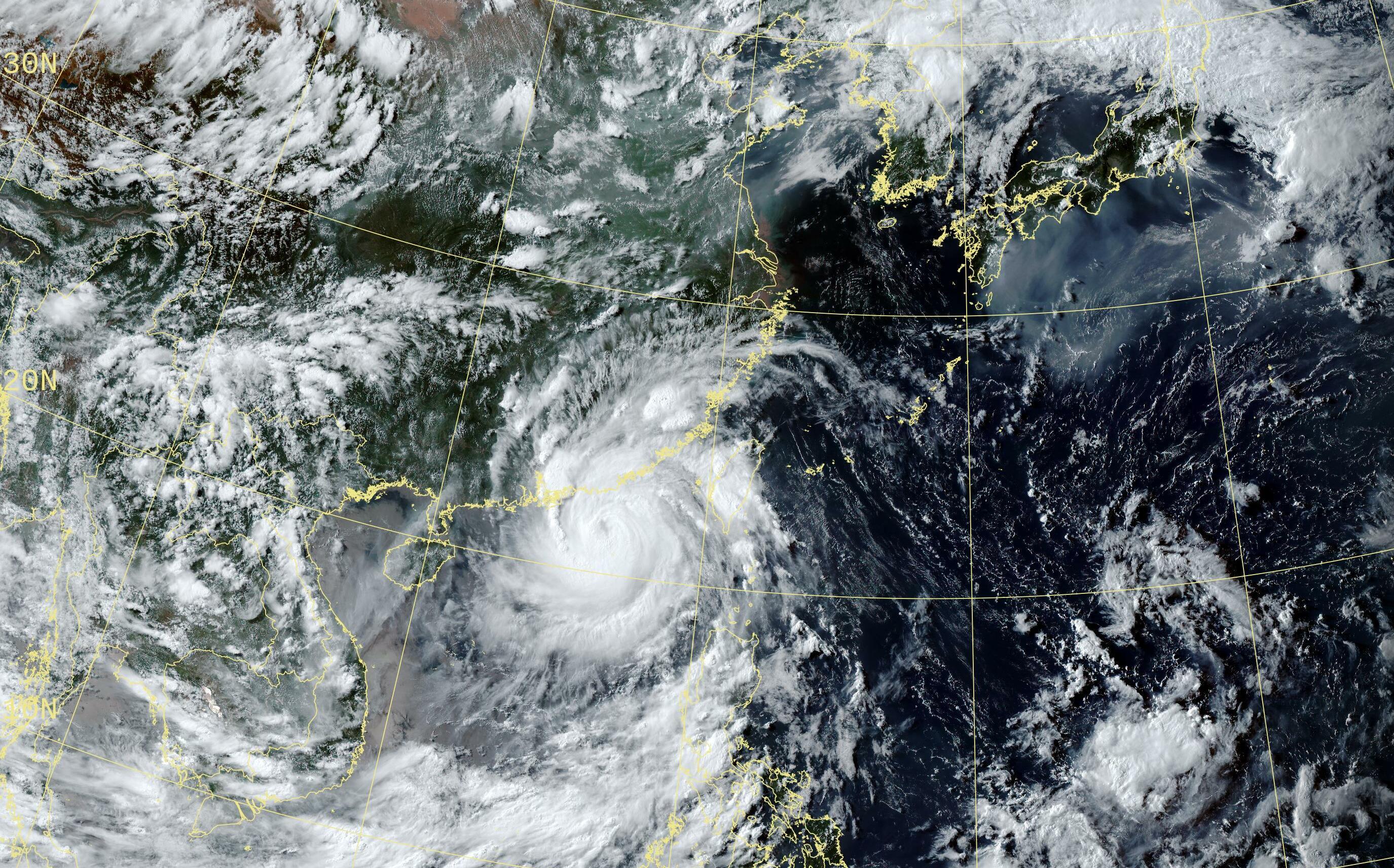 紅霞颱風過家門不入!外圍環流仍持續影響 放晴時間曝光