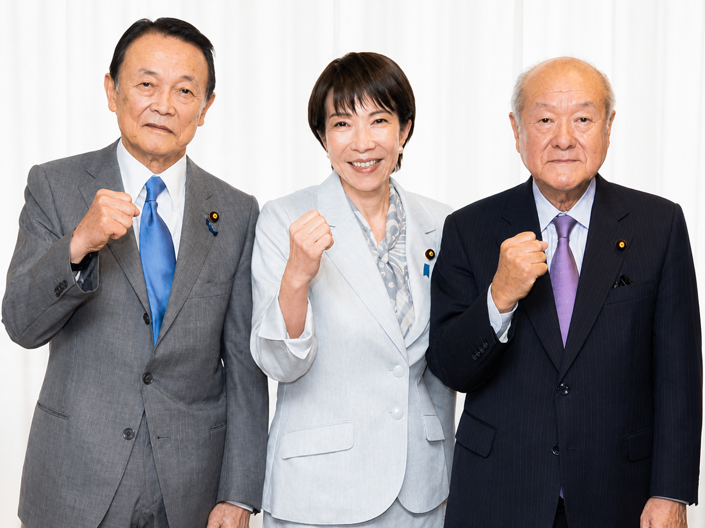  在幹部會議結束後，高市早苗與自民黨副總裁麻生太郎、幹事長鈴木俊一舉行會談。 圖：翻攝自自民黨官網 
