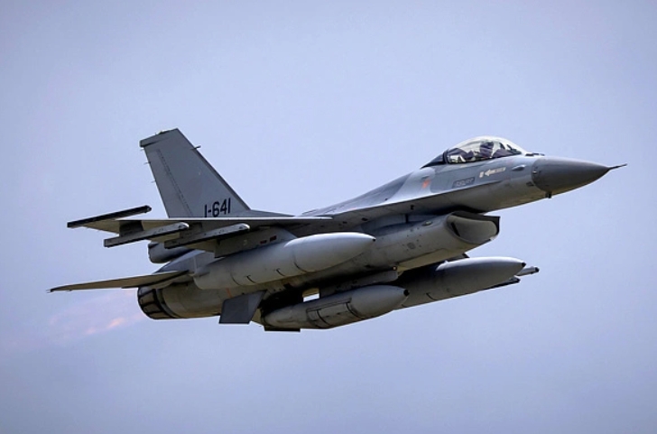 土耳其軍方已向愛沙尼亞部署 5 架 F-16 戰鬥機，支援北約波羅的海側翼的空中安全任務。 (示意圖) 圖 : 翻攝自 翻攝自央視新聞 
